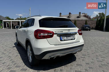 Внедорожник / Кроссовер Mercedes-Benz GLA-Class 2015 в 