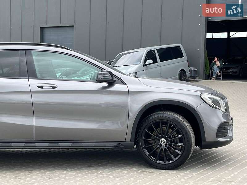 Позашляховик / Кросовер Mercedes-Benz GLA-Class 2019 в Львові