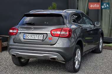 Внедорожник / Кроссовер Mercedes-Benz GLA-Class 2016 в 