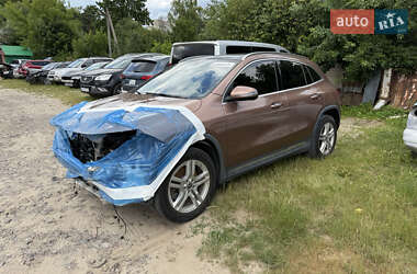 Внедорожник / Кроссовер Mercedes-Benz GLA-Class 2023 в 