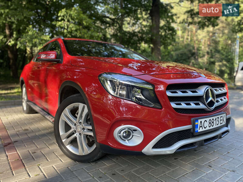 Mercedes-Benz GLA-Class 2016