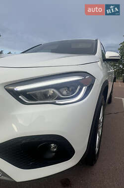 Внедорожник / Кроссовер Mercedes-Benz GLA-Class 2020 в 