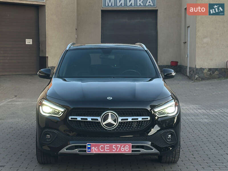 Mercedes-Benz GLA-Class 2020