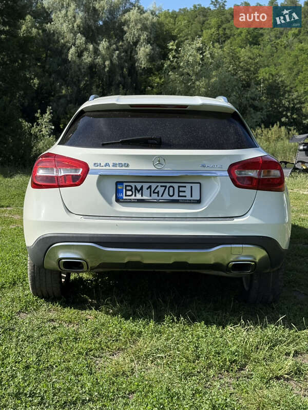 Позашляховик / Кросовер Mercedes-Benz GLA-Class 2017 в Ромнах