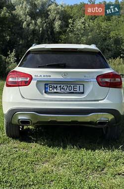 Внедорожник / Кроссовер Mercedes-Benz GLA-Class 2017 в 