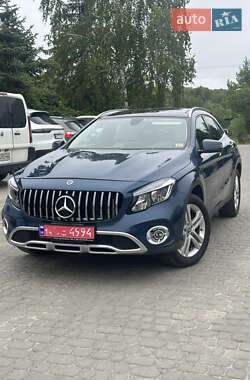 Позашляховик / Кросовер Mercedes-Benz GLA-Class 2018 в 