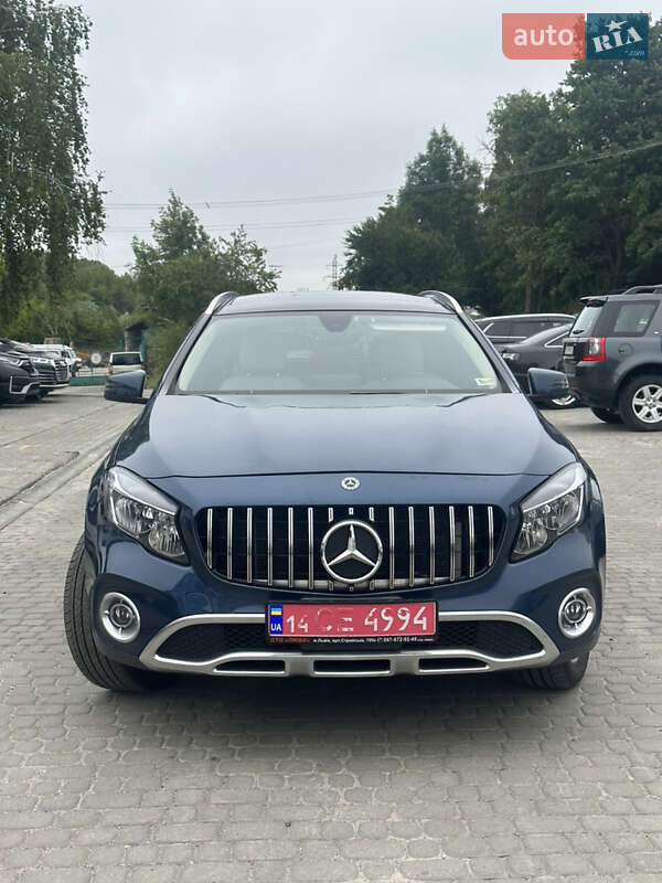 Позашляховик / Кросовер Mercedes-Benz GLA-Class 2018 в Львові