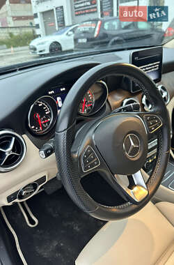 Позашляховик / Кросовер Mercedes-Benz GLA-Class 2018 в 