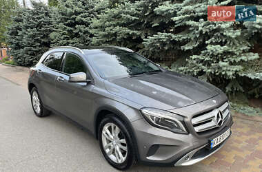 Внедорожник / Кроссовер Mercedes-Benz GLA-Class 2014 в 