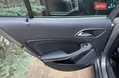 Внедорожник / Кроссовер Mercedes-Benz GLA-Class 2014 в 