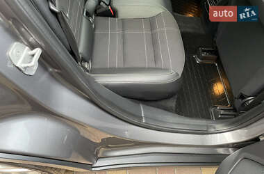 Внедорожник / Кроссовер Mercedes-Benz GLA-Class 2014 в 