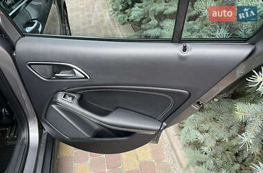 Внедорожник / Кроссовер Mercedes-Benz GLA-Class 2014 в 