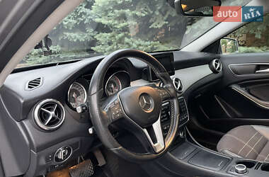 Внедорожник / Кроссовер Mercedes-Benz GLA-Class 2014 в 