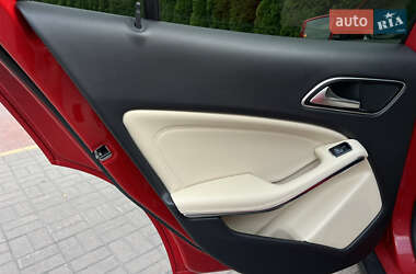 Внедорожник / Кроссовер Mercedes-Benz GLA-Class 2019 в 