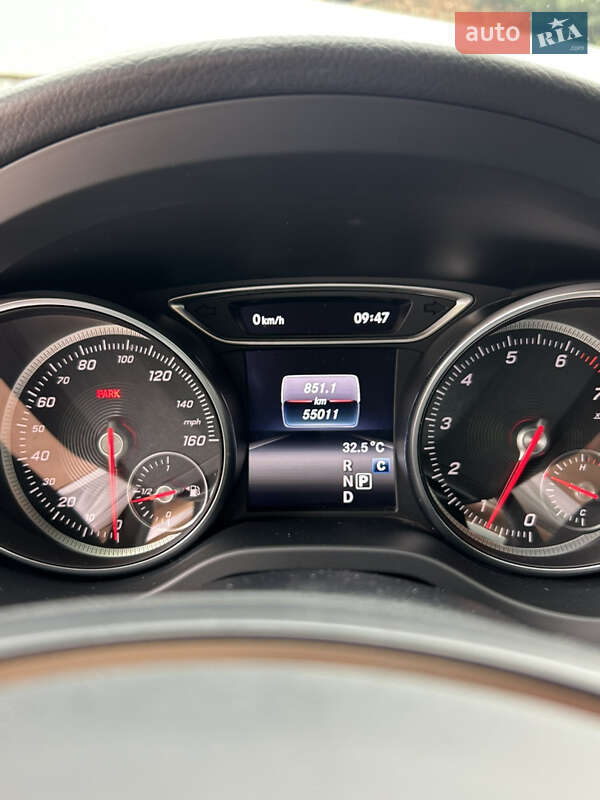 Внедорожник / Кроссовер Mercedes-Benz GLA-Class 2019 в Киеве