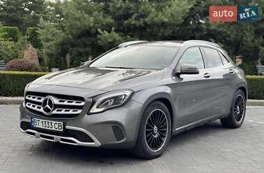 Внедорожник / Кроссовер Mercedes-Benz GLA-Class 2017 в 