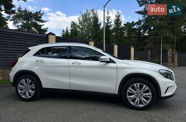 Внедорожник / Кроссовер Mercedes-Benz GLA-Class 2016 в 