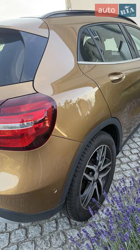 Внедорожник / Кроссовер Mercedes-Benz GLA-Class 2017 в Киеве