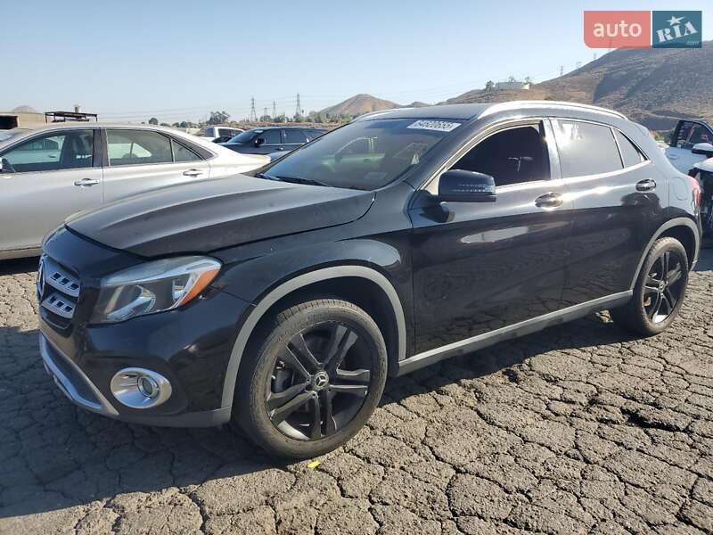 Mercedes-Benz GLA-Class 2017