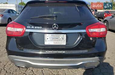 Внедорожник / Кроссовер Mercedes-Benz GLA-Class 2017 в 