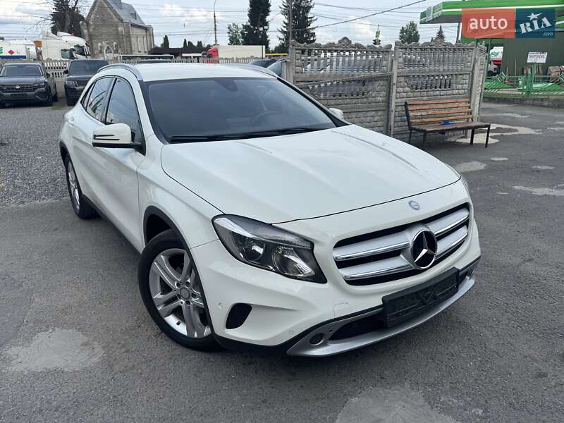 Внедорожник / Кроссовер Mercedes-Benz GLA-Class 2016 в Тернополе