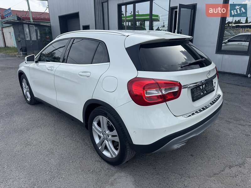 Внедорожник / Кроссовер Mercedes-Benz GLA-Class 2016 в Тернополе
