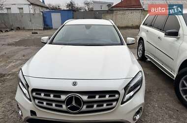 Внедорожник / Кроссовер Mercedes-Benz GLA-Class 2018 в 
