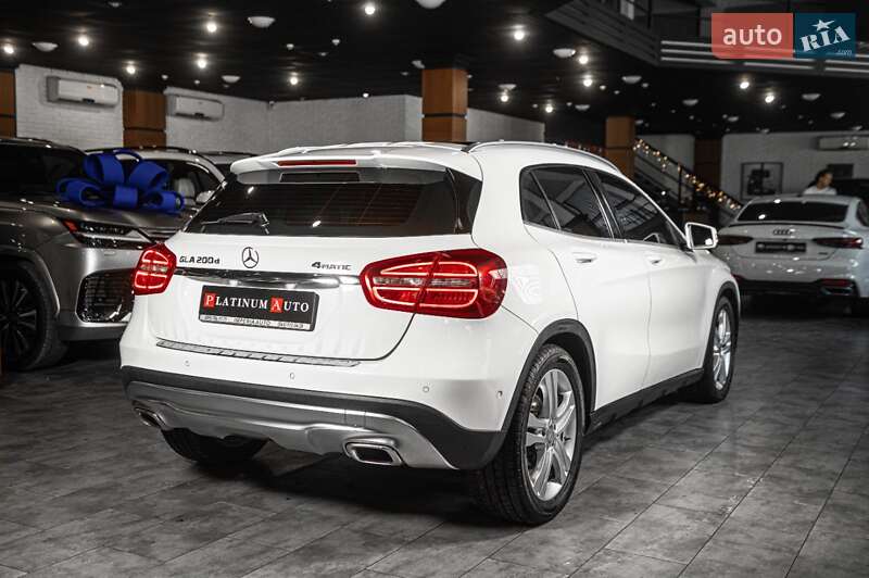 Внедорожник / Кроссовер Mercedes-Benz GLA-Class 2016 в Одессе фото 37 Внедорожник / Кроссовер Mercedes-Benz GLA-Class 2016 в Одессе