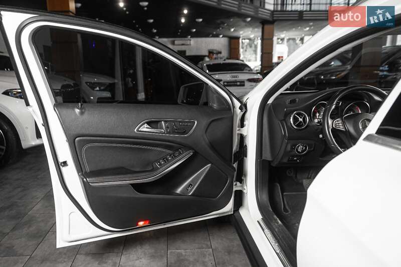 Внедорожник / Кроссовер Mercedes-Benz GLA-Class 2016 в Одессе фото 39 Внедорожник / Кроссовер Mercedes-Benz GLA-Class 2016 в Одессе