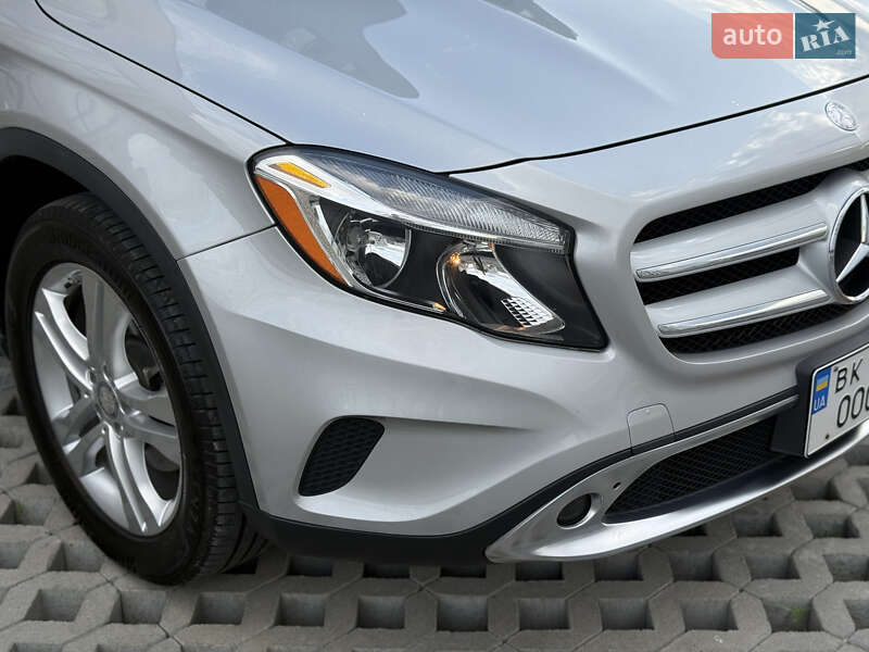 Внедорожник / Кроссовер Mercedes-Benz GLA-Class 2016 в Ровно