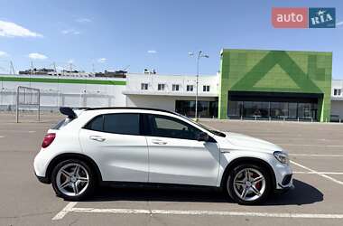 Внедорожник / Кроссовер Mercedes-Benz GLA-Class 2016 в 