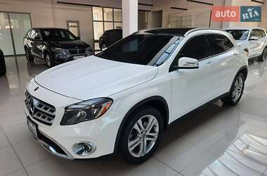 Внедорожник / Кроссовер Mercedes-Benz GLA-Class 2018 в 
