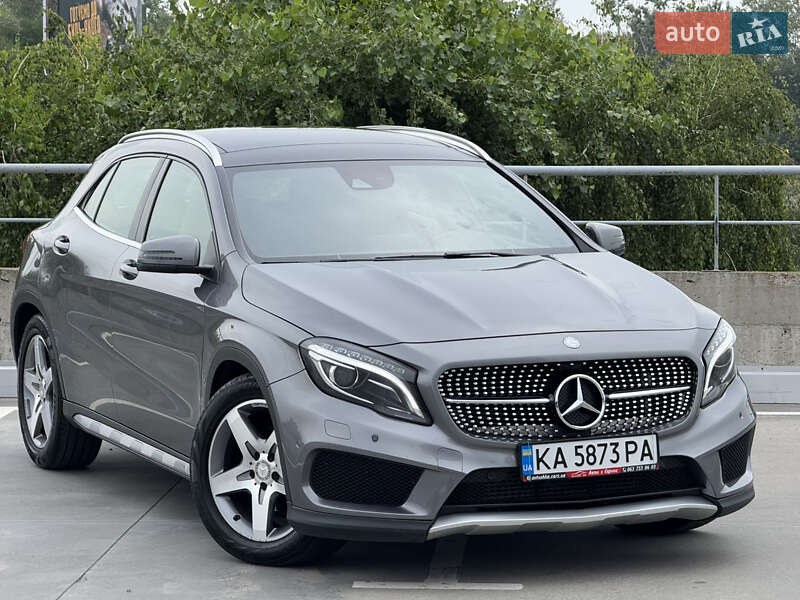 Mercedes-Benz GLA-Class 2015