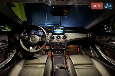 Внедорожник / Кроссовер Mercedes-Benz GLA-Class 2016 в 