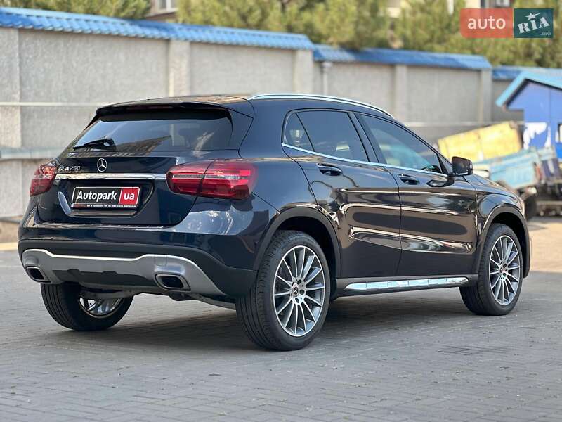 Позашляховик / Кросовер Mercedes-Benz GLA-Class 2019 в Одесі