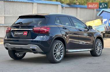 Внедорожник / Кроссовер Mercedes-Benz GLA-Class 2019 в 
