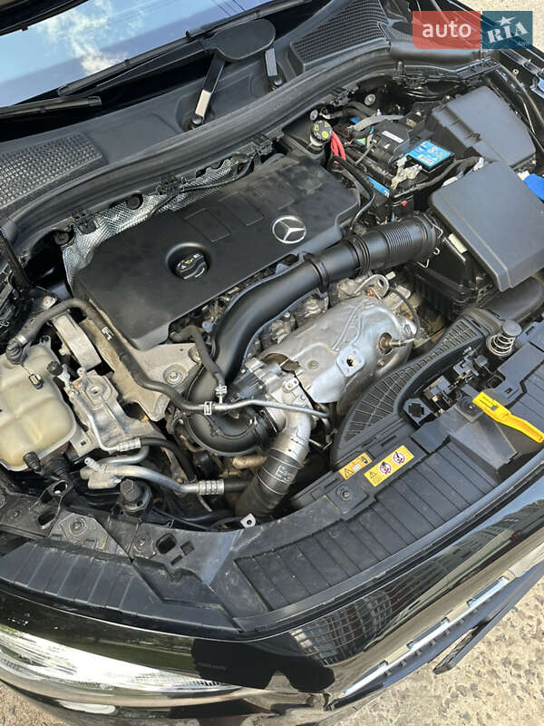 Внедорожник / Кроссовер Mercedes-Benz GLA-Class 2021 в Львове