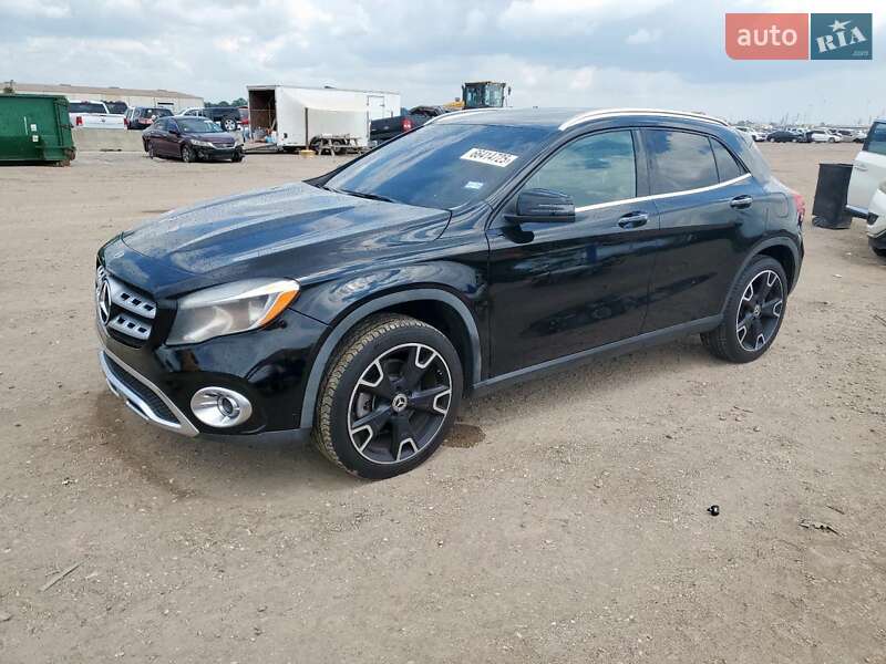 Mercedes-Benz GLA-Class 2019