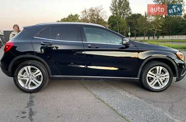 Внедорожник / Кроссовер Mercedes-Benz GLA-Class 2016 в 