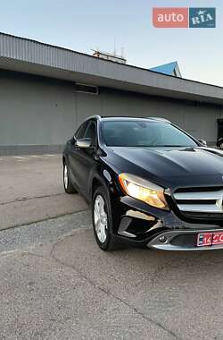 Внедорожник / Кроссовер Mercedes-Benz GLA-Class 2016 в 