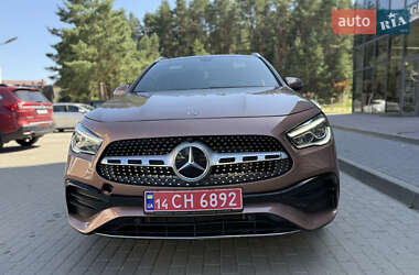 Внедорожник / Кроссовер Mercedes-Benz GLA-Class 2022 в 