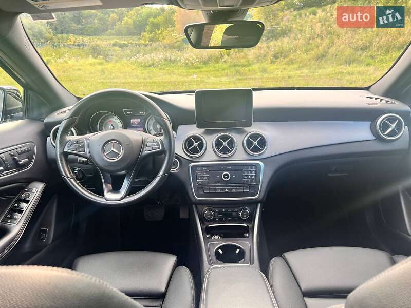 Внедорожник / Кроссовер Mercedes-Benz GLA-Class 2016 в Киеве фото 16 Внедорожник / Кроссовер Mercedes-Benz GLA-Class 2016 в Киеве