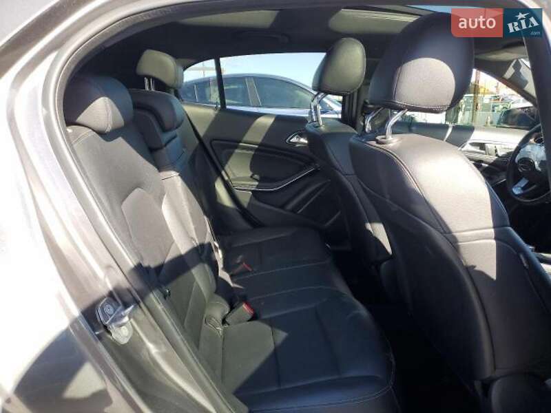 Внедорожник / Кроссовер Mercedes-Benz GLA-Class 2019 в Львове