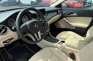 Внедорожник / Кроссовер Mercedes-Benz GLA-Class 2015 в 