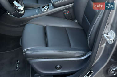 Внедорожник / Кроссовер Mercedes-Benz GLA-Class 2016 в 