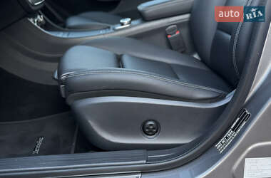 Внедорожник / Кроссовер Mercedes-Benz GLA-Class 2016 в 