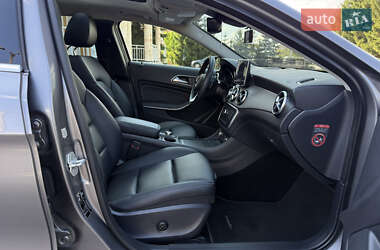 Внедорожник / Кроссовер Mercedes-Benz GLA-Class 2016 в 