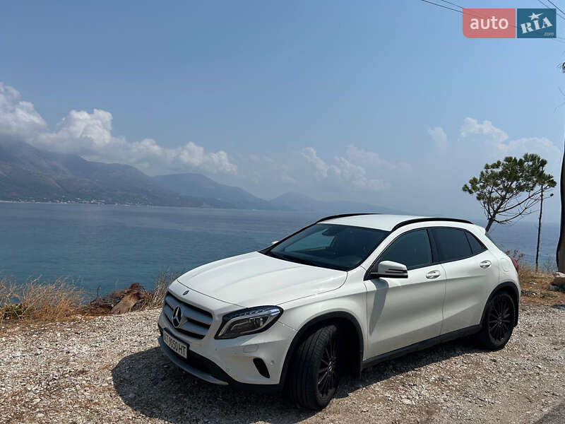 Внедорожник / Кроссовер Mercedes-Benz GLA-Class 2016 в Ивано-Франковске