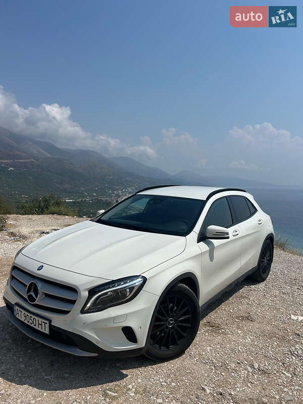 Внедорожник / Кроссовер Mercedes-Benz GLA-Class 2016 в Ивано-Франковске