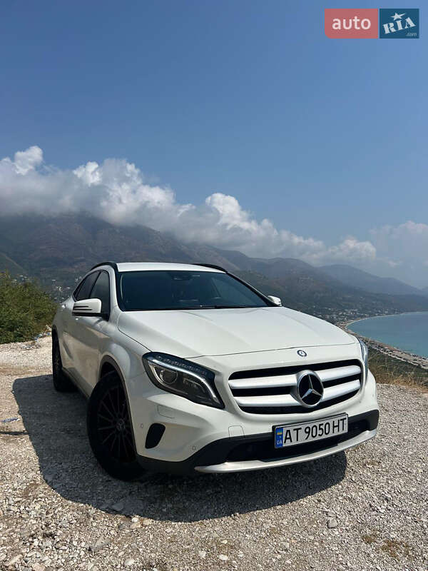 Внедорожник / Кроссовер Mercedes-Benz GLA-Class 2016 в Ивано-Франковске